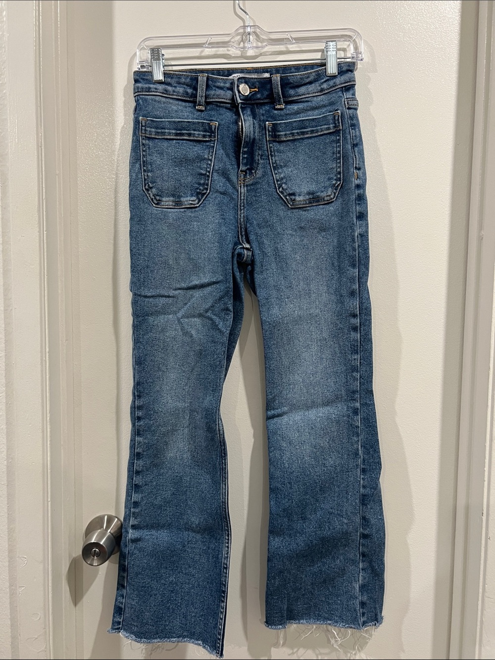 Zara Medium Wash Cropped Flare Jeans size 2